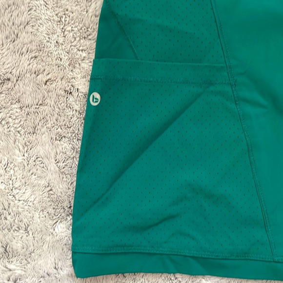 Hunter Green Barco One Scrub Top! - Picture 2 of 4